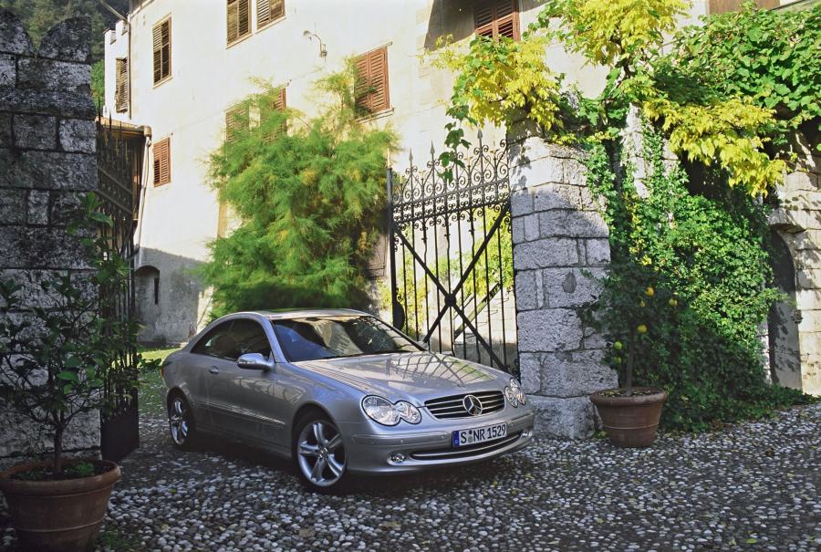  Mercedes-Benz CLK-Class 2003 года  (фото 123 из 163)